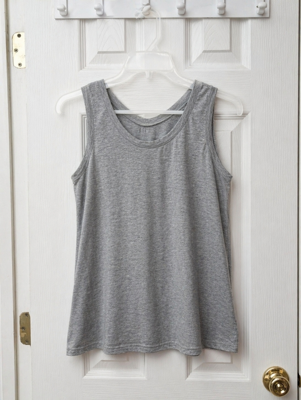 Just Be Women’s Large Gray Tank Top Sleeveless Basic Soft Stretch Casual Layerin